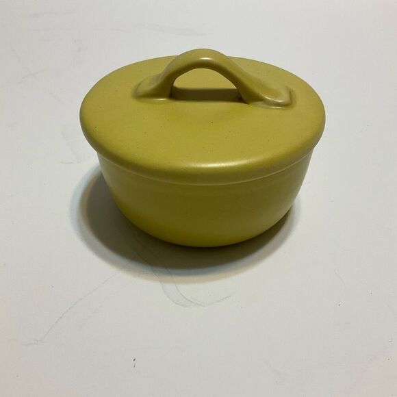 Crate & Barrel Creamer and Sugar Bowl. Signed B. Eigen. Pea green - Picture 8 of 16